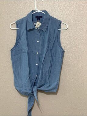 Women's blouse shirt tie front 10 NWT